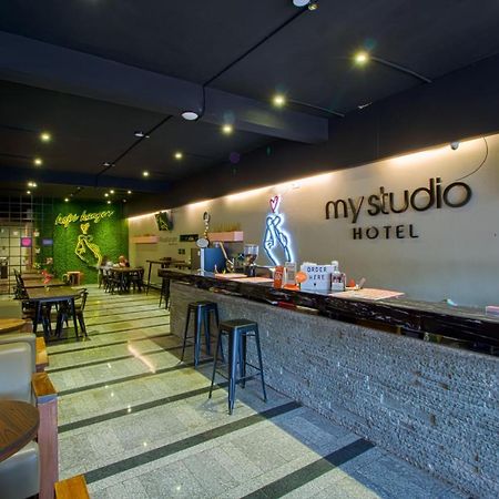 My Studio Hotel Juanda Airport Surabaya Sedati Exterior foto